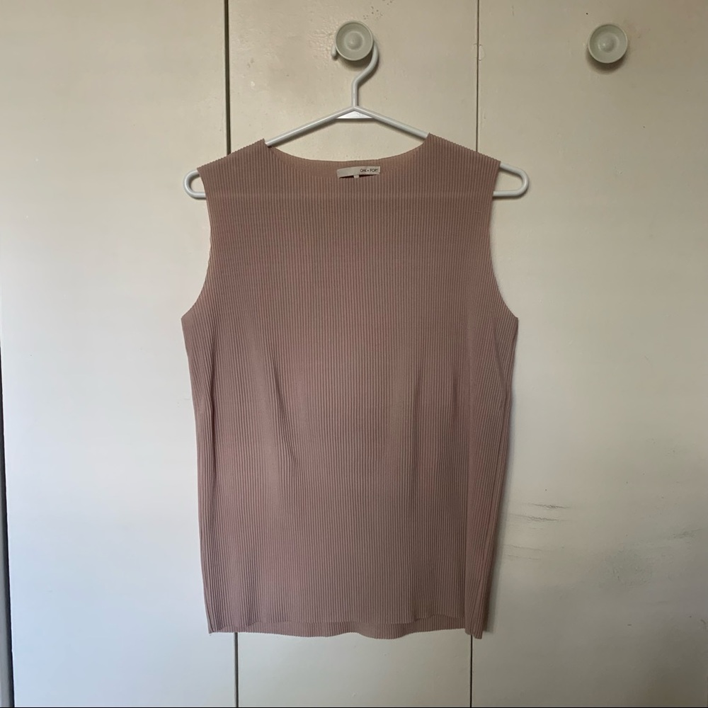 Oak and Fort pleated top